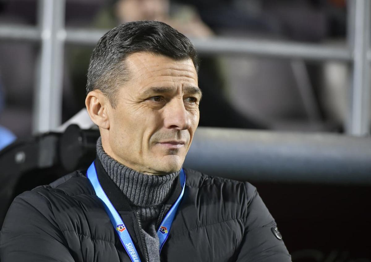 Mare surpriză în Rapid - Petrolul » Gâlcă a început cu o echipă experimentală, iar „lupii” l-au taxat + Clasamentul
