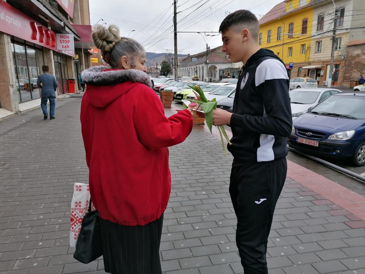 GAZ METAN // FOTO Medieșenii vor să atace campioana cu ajutorul doamnelor și domnișoarelor :)