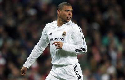 Evaziune fiscală » Fără contract, Real Madrid i-a plătit un milion de euro brazilianului Ronaldo