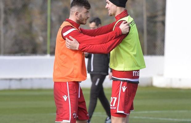 EXCLUSIV Dinamo trebuie să achite urgent încă o datorie! Alte două cazuri rămân pe rol