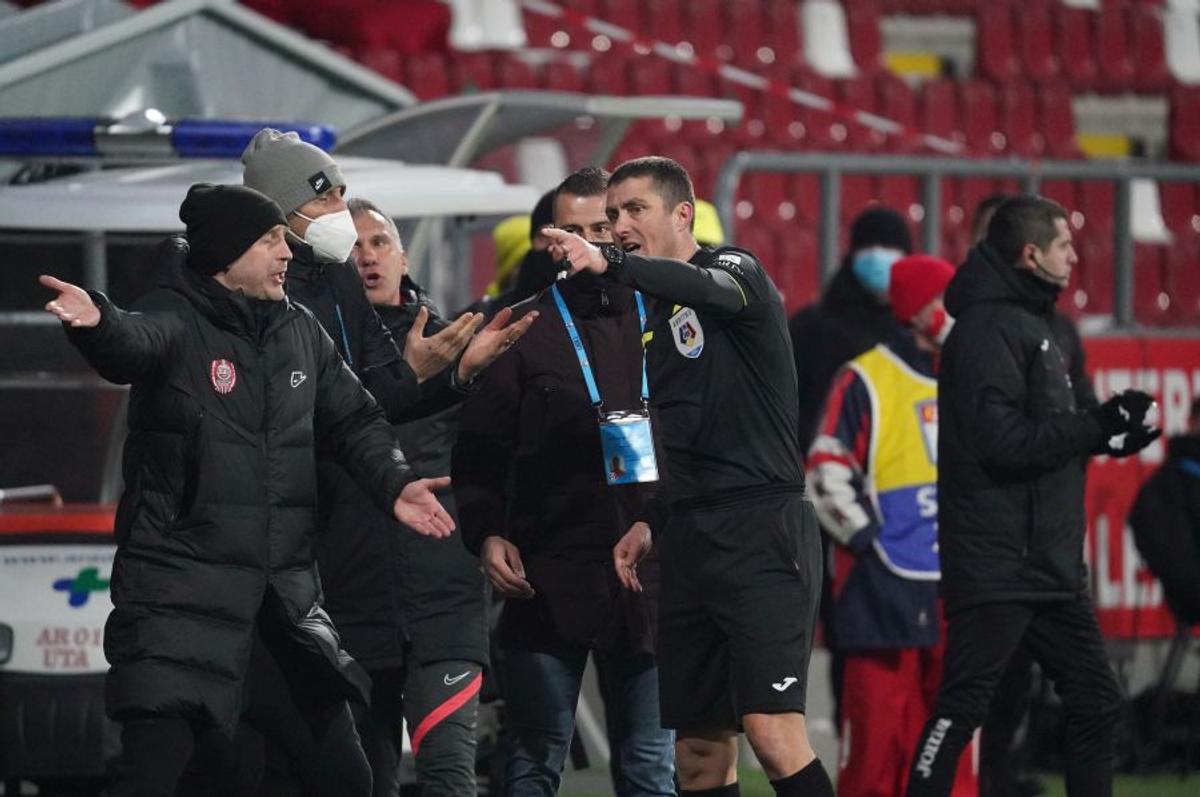 Edward Iordănescu, scandalagiul Ligii 1! De ce nu va sta pe bancă la derby-ul cu FCSB