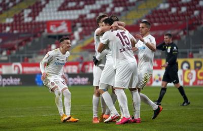 FOTO+VIDEO. UTA - CFR Cluj 0-1 » Mai buni cu Iordănescu în tribune! Campioana trece peste FCSB după un joc crâncen. Clasamentul LIVE