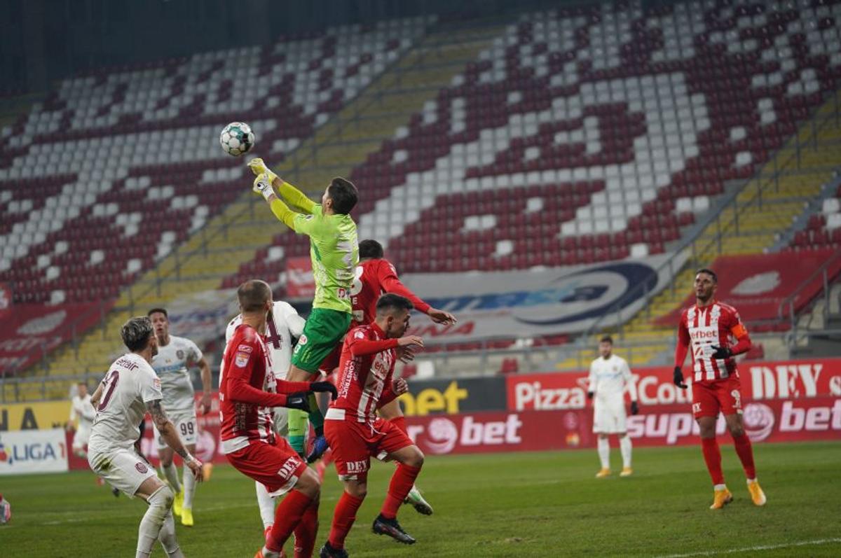 Edward Iordănescu nu va sta pe bancă la meciul cu FCSB + Pedeapsă drastică pentru Andrei Cristea