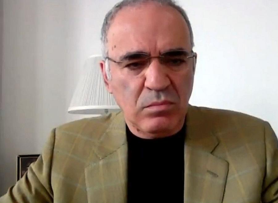 Garry Kasparov Kasparov, deranjat de SUA și de Europa! „Trăim un genocid! Sunteţi dispuşi doar să priviţi?” + „Sunt curios ce s-a întâmplat la întâlnirea dintre Biden și Putin din iunie”