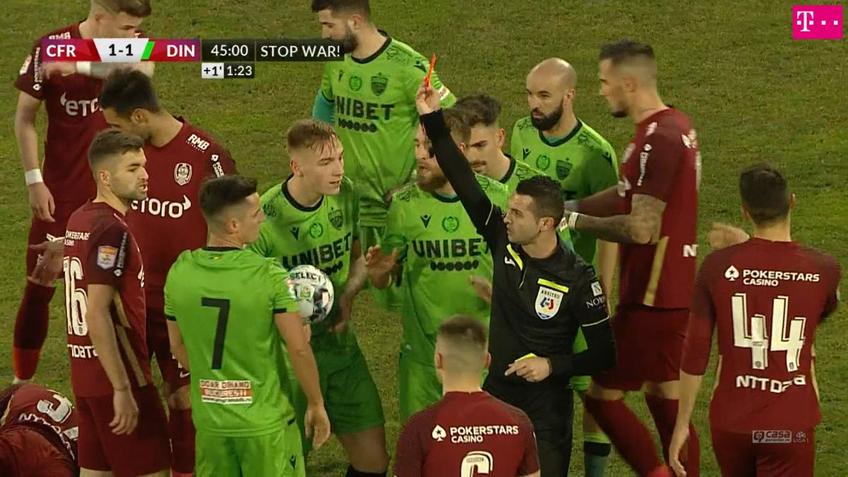 Steliano Filip, eliminat în meciul CFR - Dinamo
Foto: captură telekom