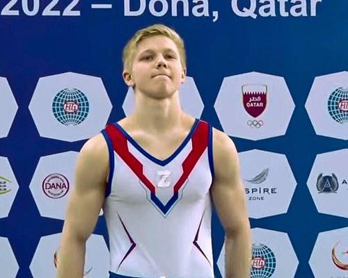 Ivan Kuliak în costumul cu care a concurat la Doha
