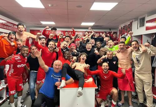 Claudiu Keșeru, criticat pentru poza postată după UTA - FCSB: „Băi, ești nebun? Ați luat campionatul?”