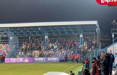 „Demisia! Jucați fotbal!” » Fanii echipei din Superliga au răbufnit