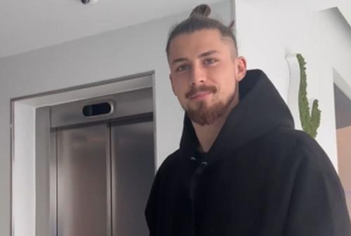 Radu Drăgușin/ foto: captură Instagram @spursoficial
