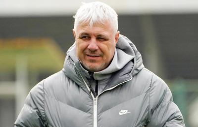 Șumudică a luat la rând fotbaliștii liderului FCSB: „Cu ei nu ajungi în Europa League. Trebuie 10 transferuri”