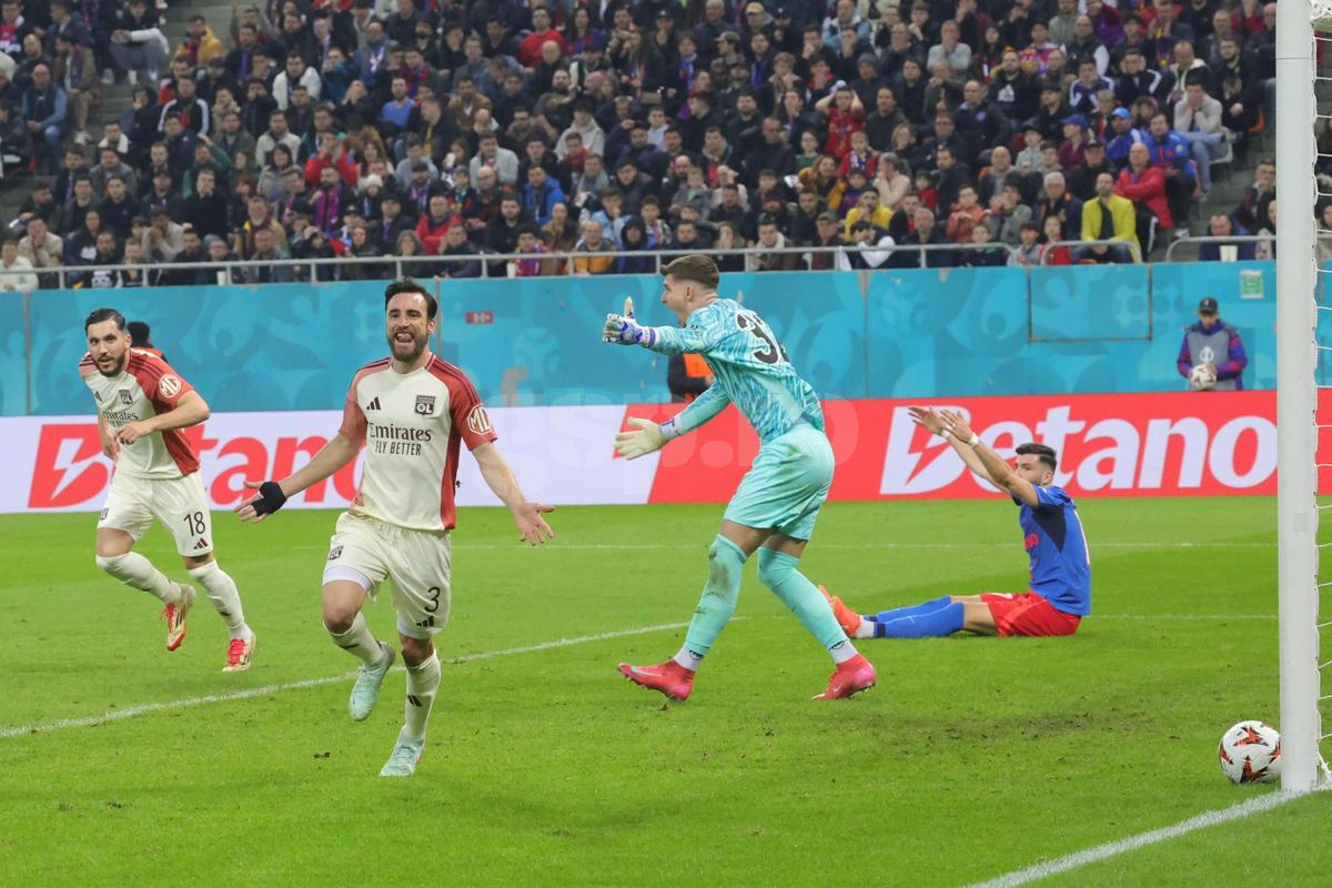 FCSB - Lyon, imagini din partidă
