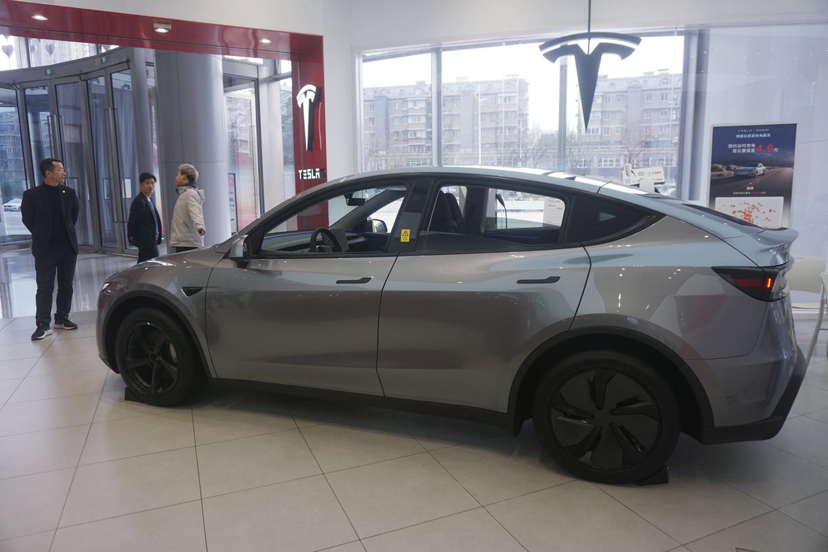 Cum cele mai vândute 3 mașini din 2024