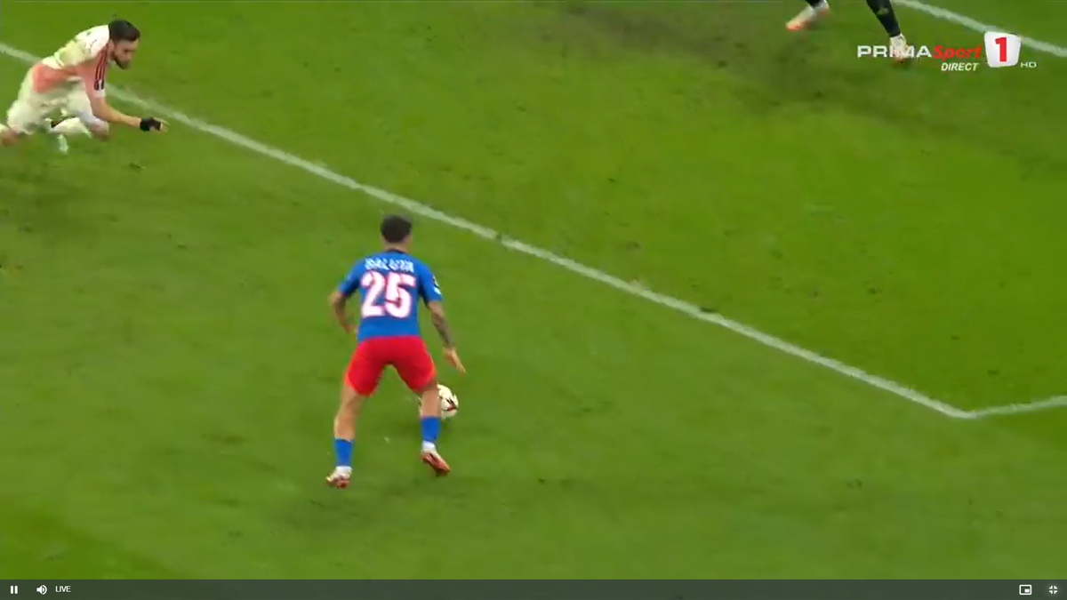 Golul lui Alexandru Băluță la meciul FCSB - Lyon