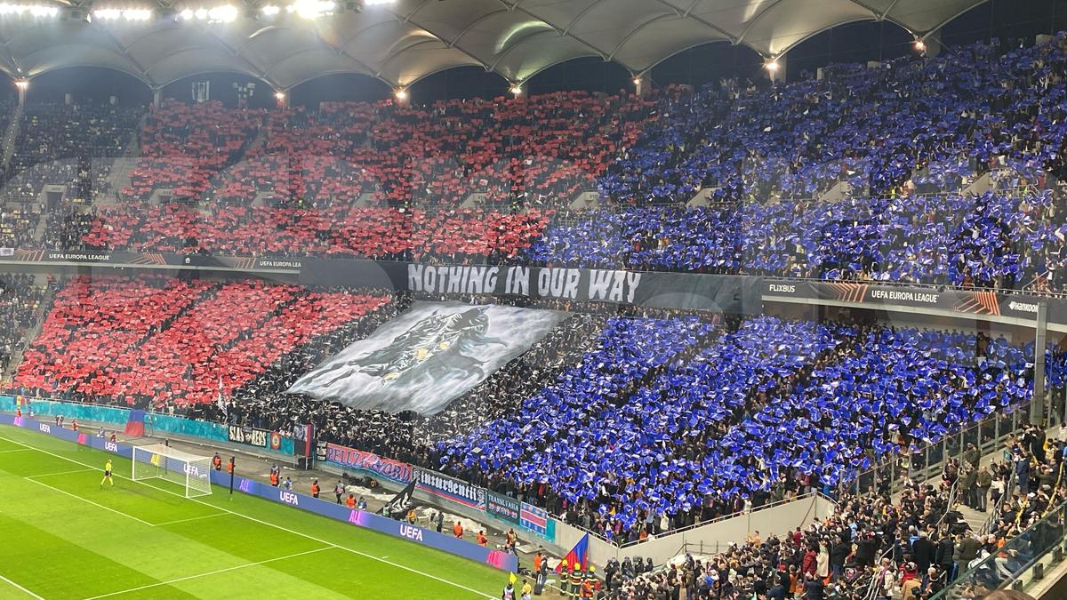 Din Stăpânul Inelelor, 300 sau Biblie? FCSB, scenografie înfricoșătoare la meciul cu Lyon: ce a apărut în Peluza Nord