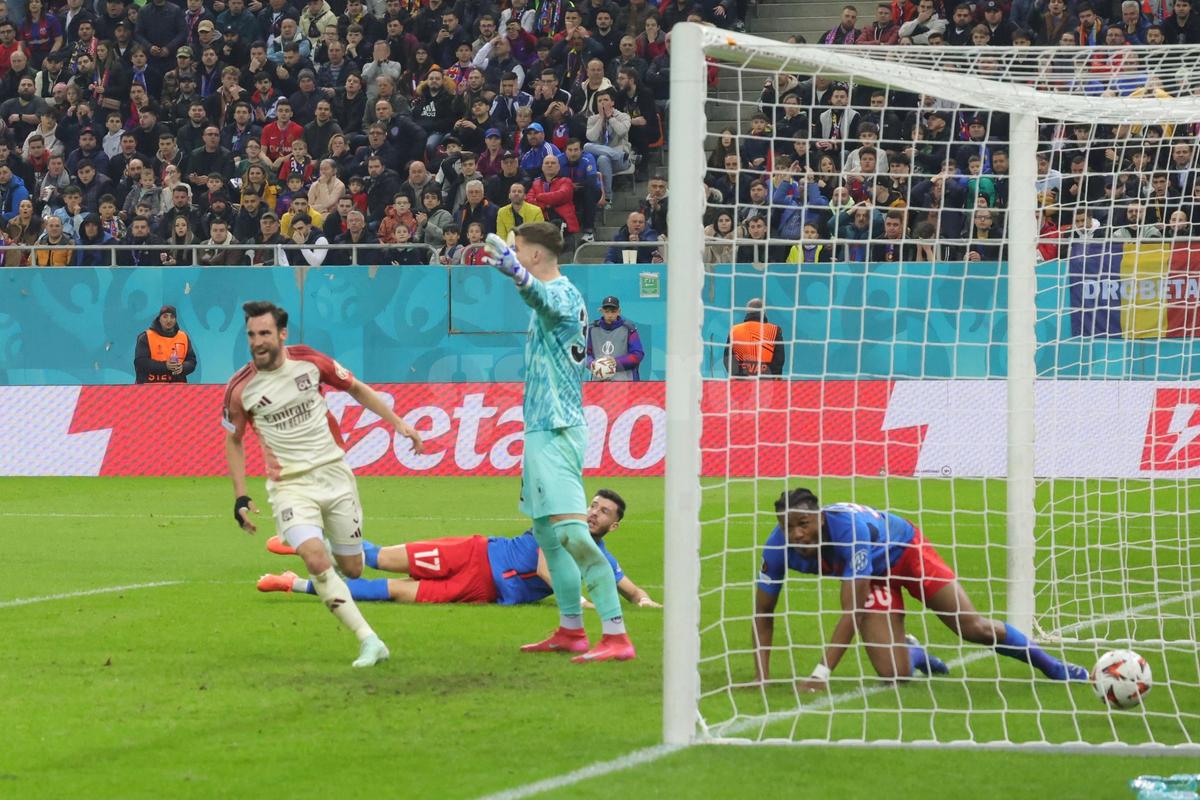 FCSB - Lyon, imagini din partidă