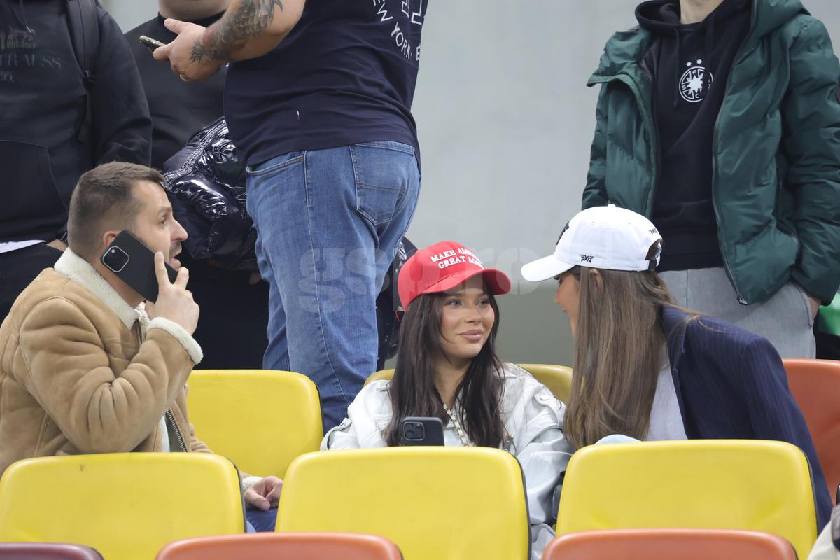 Apariție-surpriză pe Arena Națională » Prezentatoarea TV a atras toate privirile la FCSB - Lyon