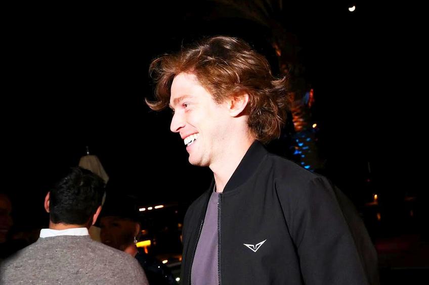 Andrey Rublev (27 de ani, 8 WTA) s-a simțit excelent la „Desert Smash”, un eveniment caritabil unde vedetele din tenis se întâlnesc cu cele de la Hollywood.