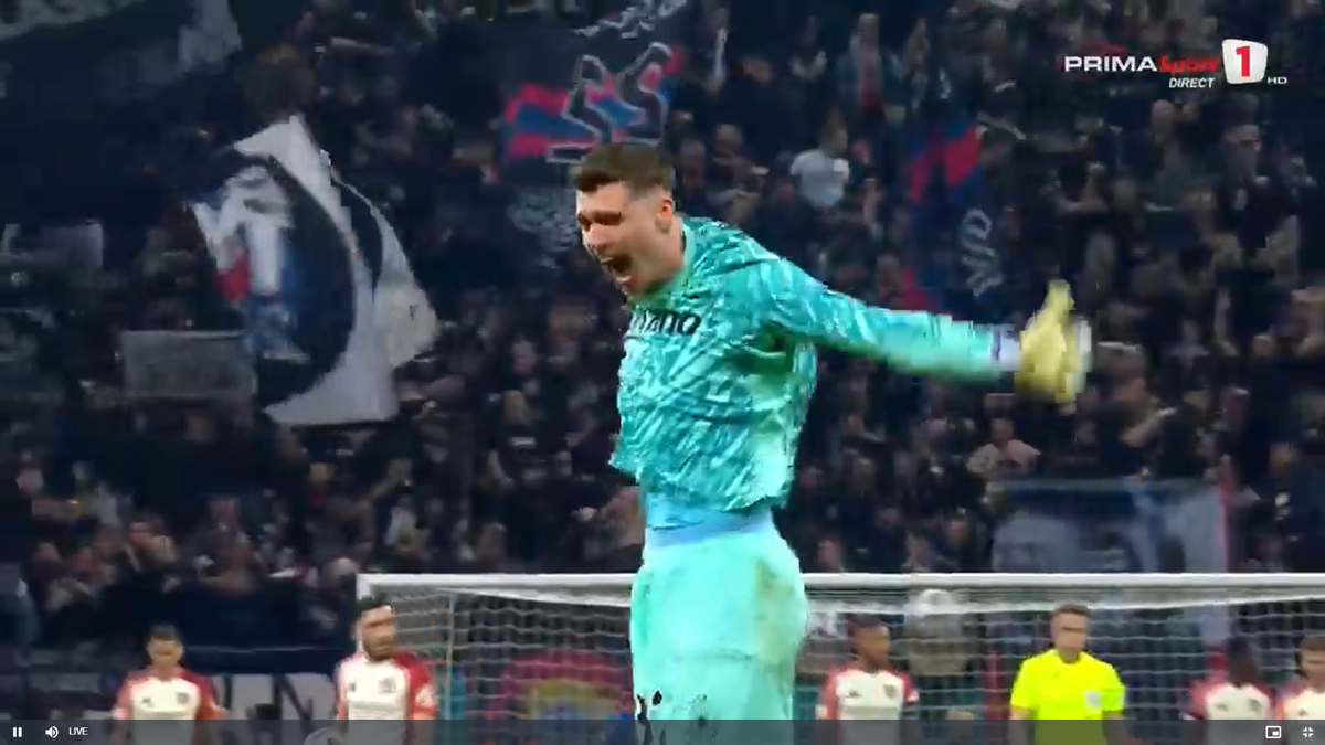 Golul lui Alexandru Băluță la meciul FCSB - Lyon