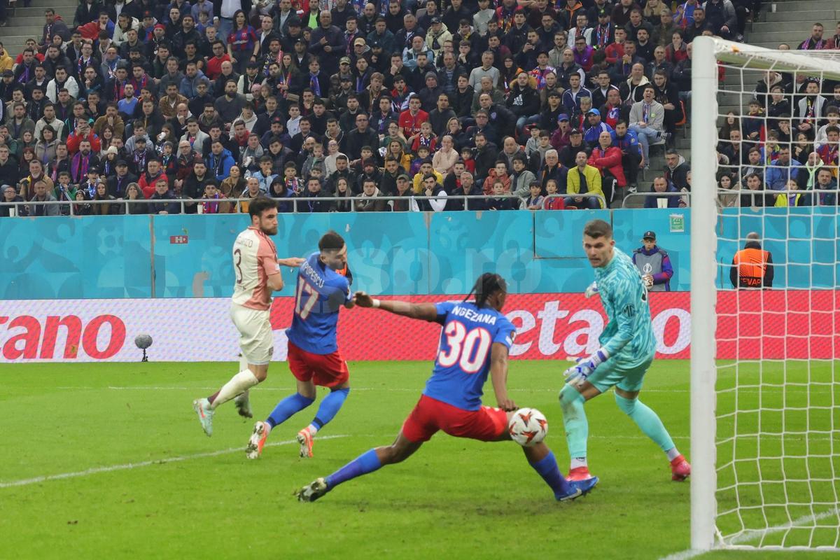 FCSB - Lyon, imagini din partidă