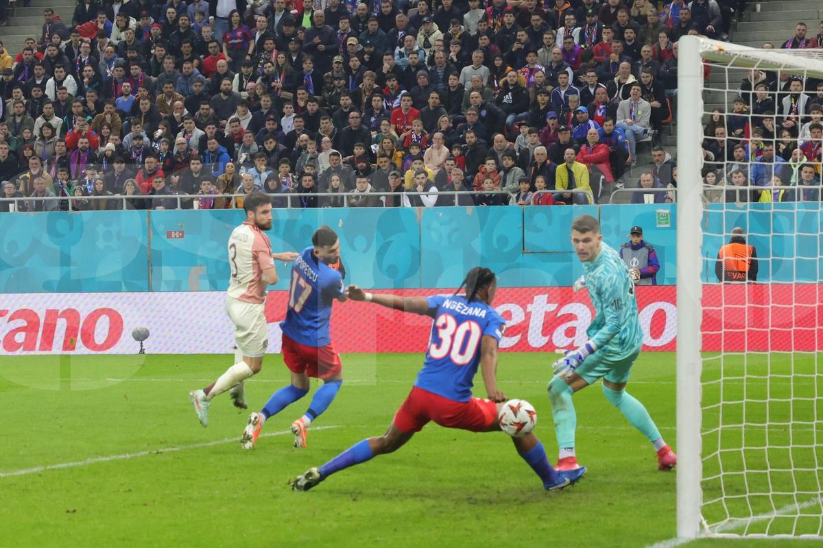 FCSB - Lyon, imagini din partidă
