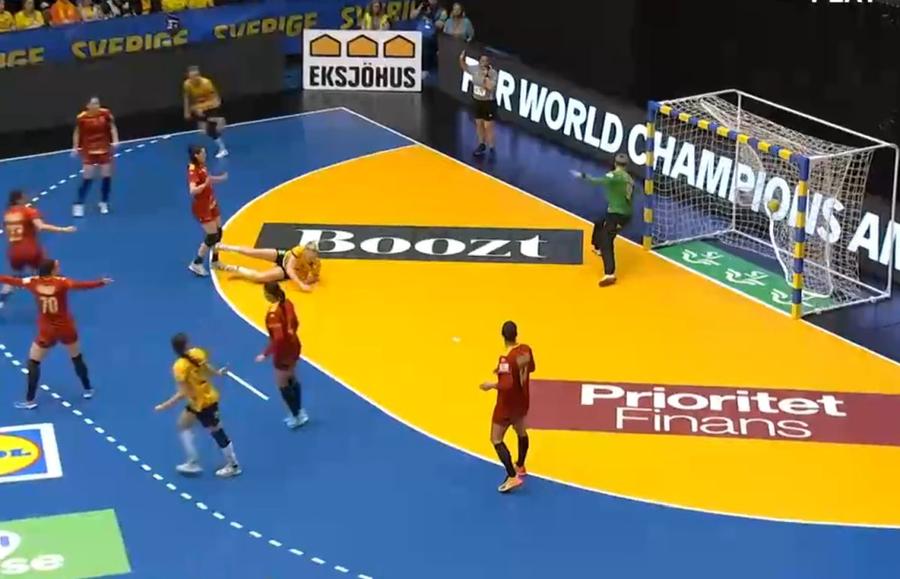 Sorina Grozav, accidentare terifiantă în Suedia - România, amical la handbal feminin: GSP a urmărit meciul și prezintă filmul incidentului