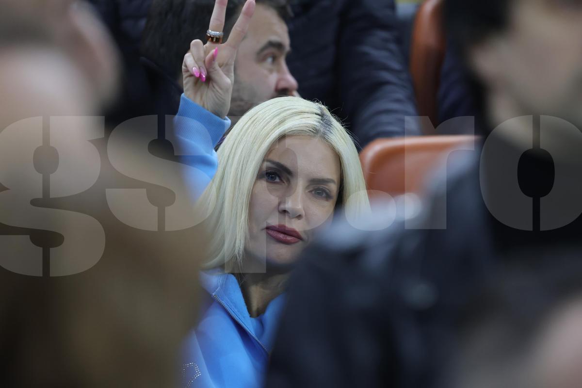 Laura Vicol, la FCSB - Lyon, foto: Ionuț Iordache