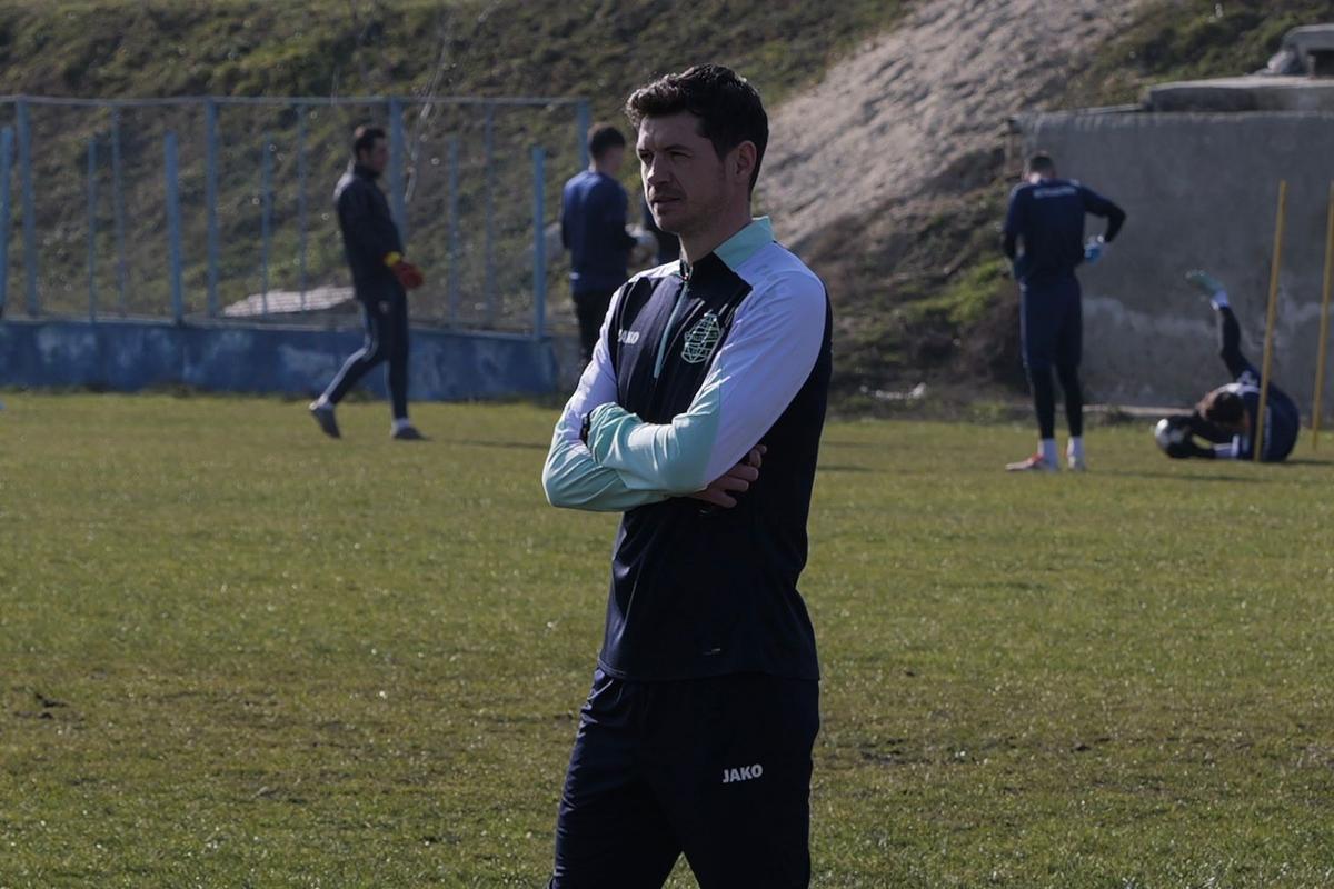 Antrenament condus de Florin Bratu la Metaloglobus