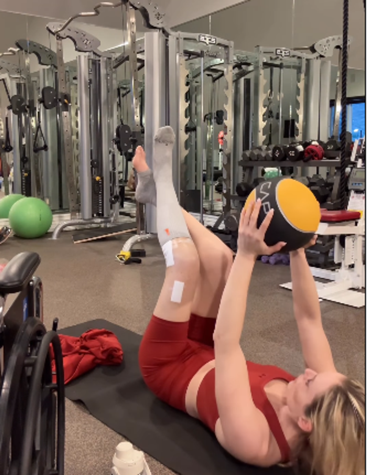 Lindsey Vonn a început recuperarea la picior