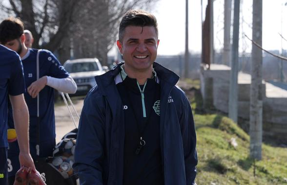 Florin Bratu, înaintea duelului cu Mirel Rădoi: „Era să-mi cadă telefonul când am citit” + Pont primit în direct: „E o informație bună”