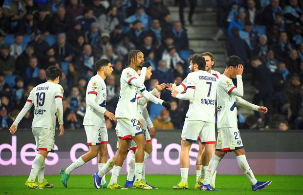 Manchester United vrea să transfere o vedetă de la PSG » De ce depinde mutarea