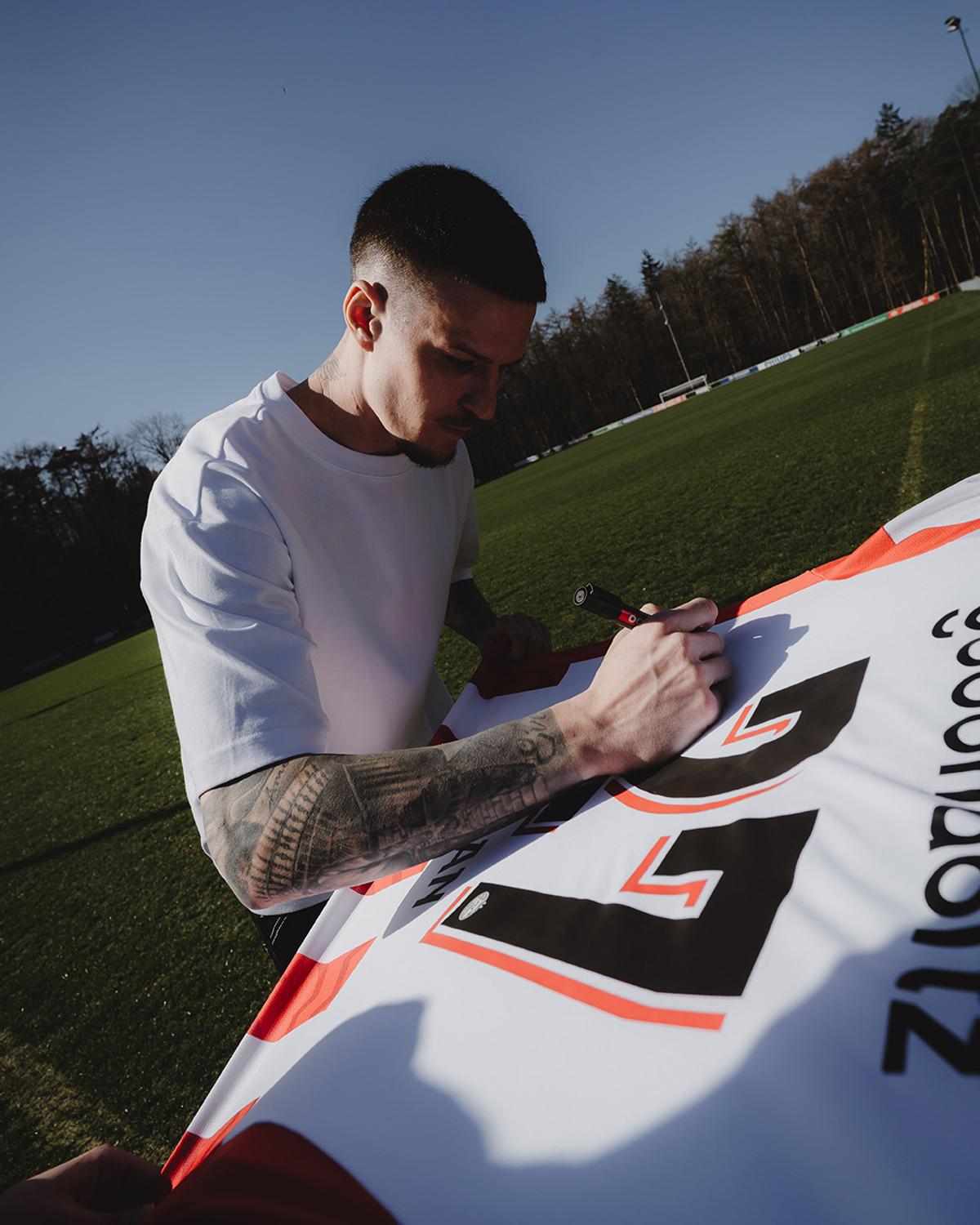 A rupt plasele și a venit și premiul: Dennis Man, jucătorul lunii în Eredivisie: „Cred că voi continua așa”