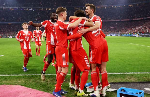 Bayern Munchen - Borussia Monchengladbach 4-1 » Bavarezii se desprind în fruntea clasamentului din Bundesliga