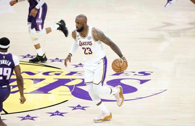 Longevivul LeBron James e de neoprit! Încă un record istoric depășit de vedeta lui Los Angeles Lakers