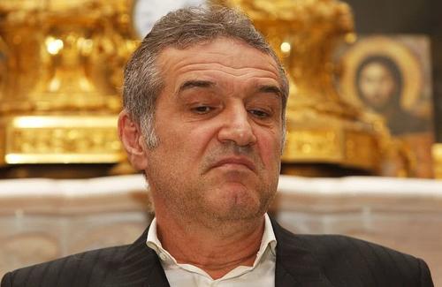 Gigi Becali a devenit patronul FCSB în 2003