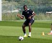 Autoportretul noului atacant de la Dinamo: „Alerg foarte repede! Muncesc la antrenament și acasă doar mă relaxez, pentru că am calități native”