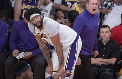 Sezon marcat de eșec pentru Los Angeles Lakers » Echipa lui LeBron James a ratat calificarea în play-off