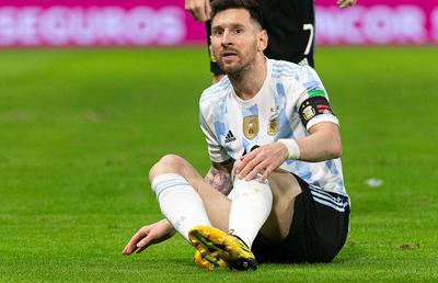 Un fost selecționer nu-l menajează pe Messi: „E ca un bunic. Ar trebui să fie rezervă la Mondial”