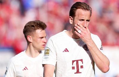 Bayern, în genunchi! Întoarsă spectaculos în Bundesliga, după 2-0 la pauză, iar titlul e în buzunarul lui Leverkusen!
