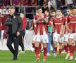 Cristi Săpunaru, în centru, aplaudând după Rapid - CFR Cluj 1-4 // foto: Cristi Preda, GSP