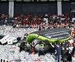 Scene uluitoare: parașutistul a rămas atârnat de acoperișul stadionului din Franța! Meciul a fost întârziat