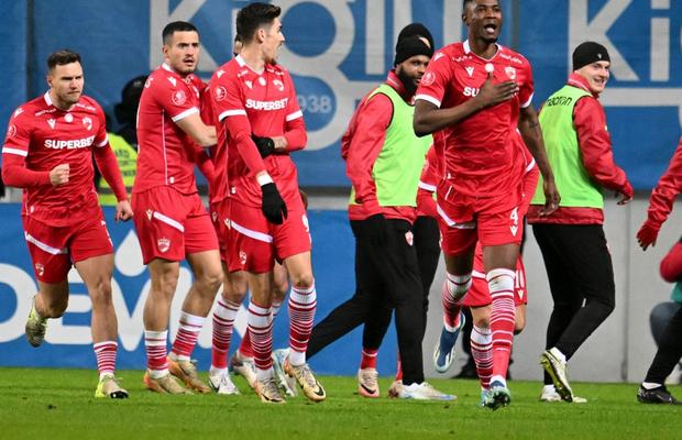 Nicolescu i-a stricat planurile lui Kopic! 3 titulari de la Dinamo, OUT cu Rapid: „Nu fac parte din lot”