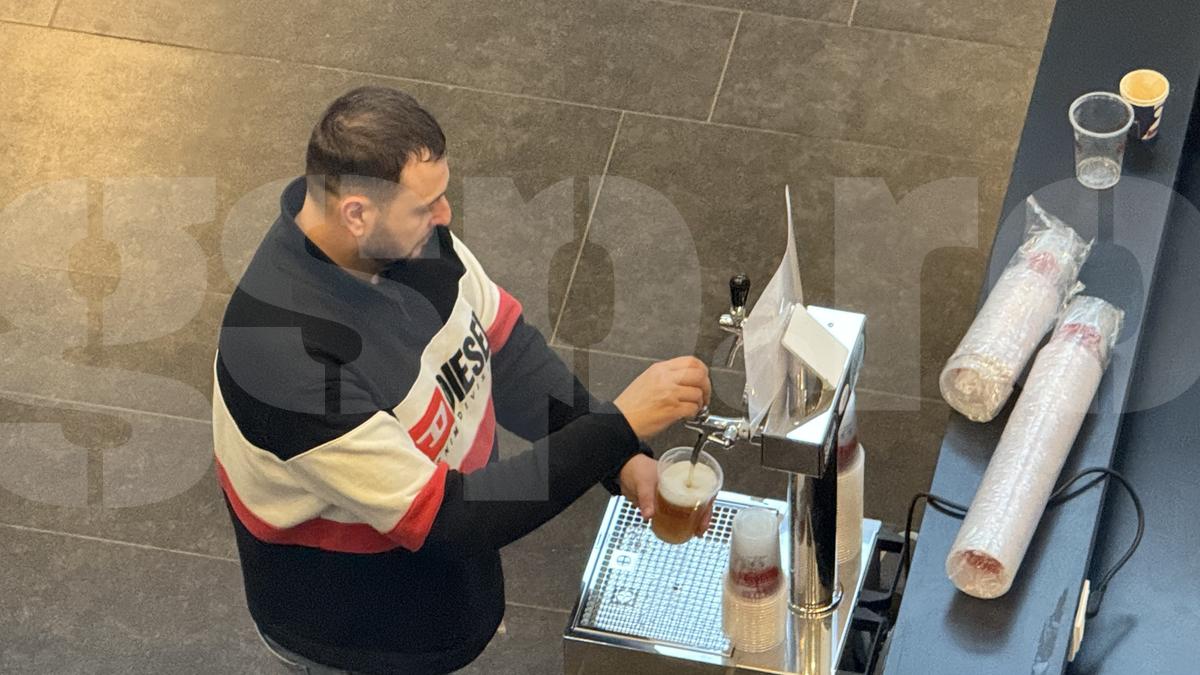 Cum arată zona VIP înainte de Rapid - Dinamo » Meniul primit de fanii care au plătit 250 de lei