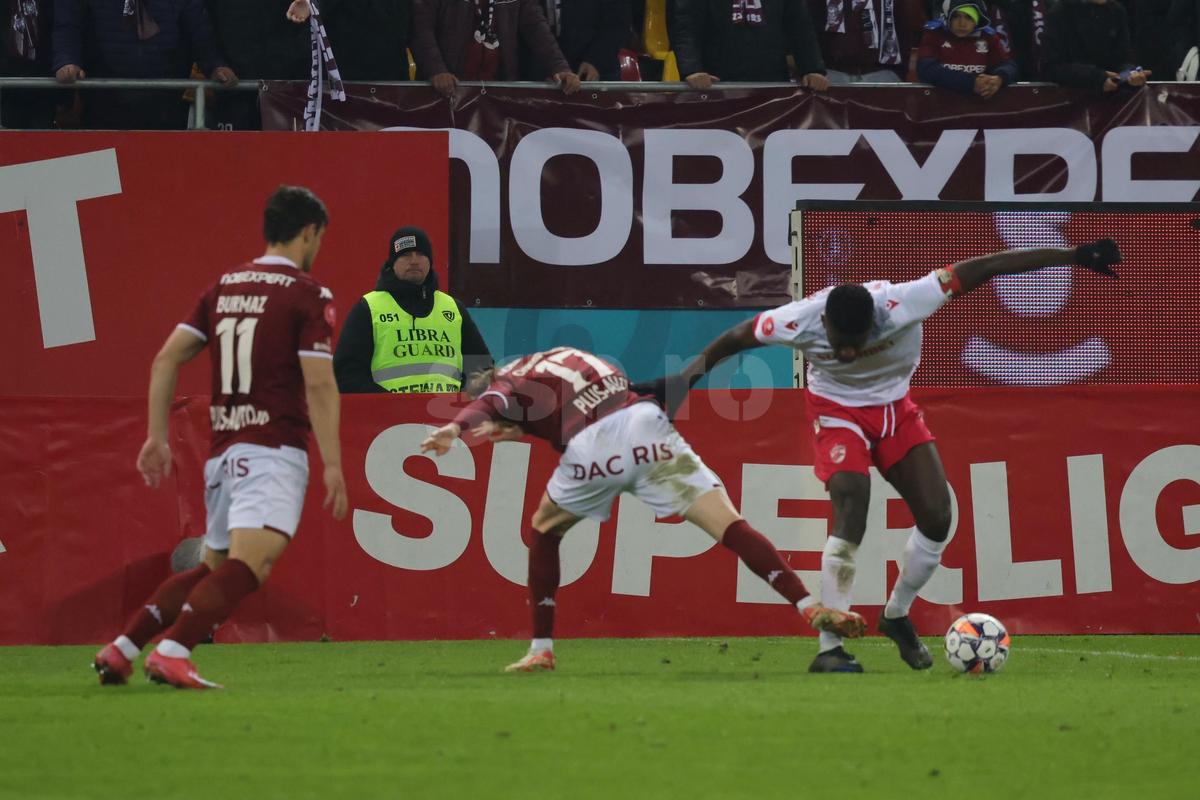 Imagini din Rapid - Dinamo / 6 aprilie 2025