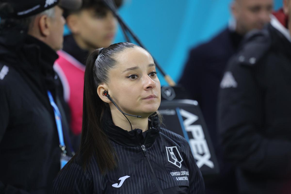 Iuliana Demetrescu în Rapid - Dinamo