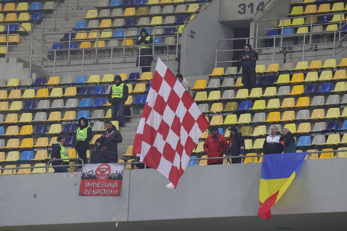 Imagini de la Rapid - Dinamo, înainte de meci