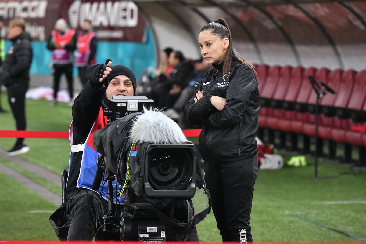 Iuliana Demetrescu în Rapid - Dinamo