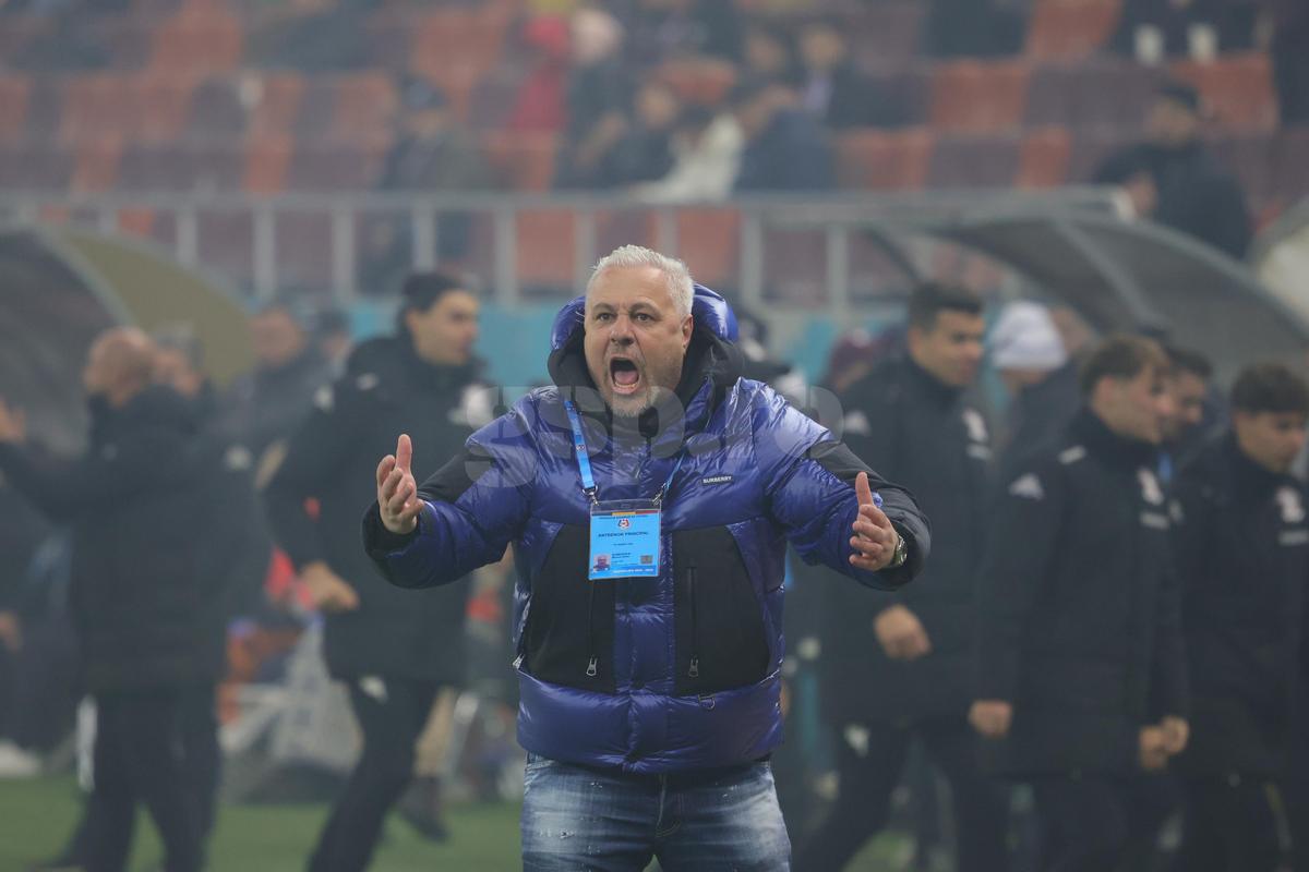 Marius Șumudică după deschiderea de scor din Rapid - Dinamo / Foto: Ionuț Iordache GSP