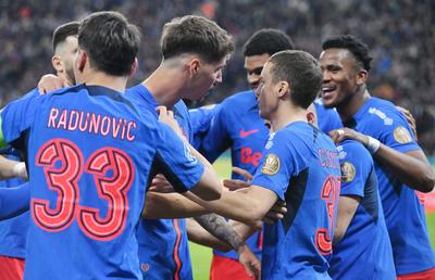 O alertă nemaivăzută pentru Mircea Lucescu! Statisticianul GSP publică o cifră șocantă din Superliga: fotbalul românesc pare în comă!