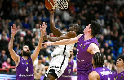 Finalul etapei a 26-a în Liga Națională: Eral Penn, MVP în a 10-a victorie consecutivă a lui CS Vâlcea 1924! Cum arată clasamentul
