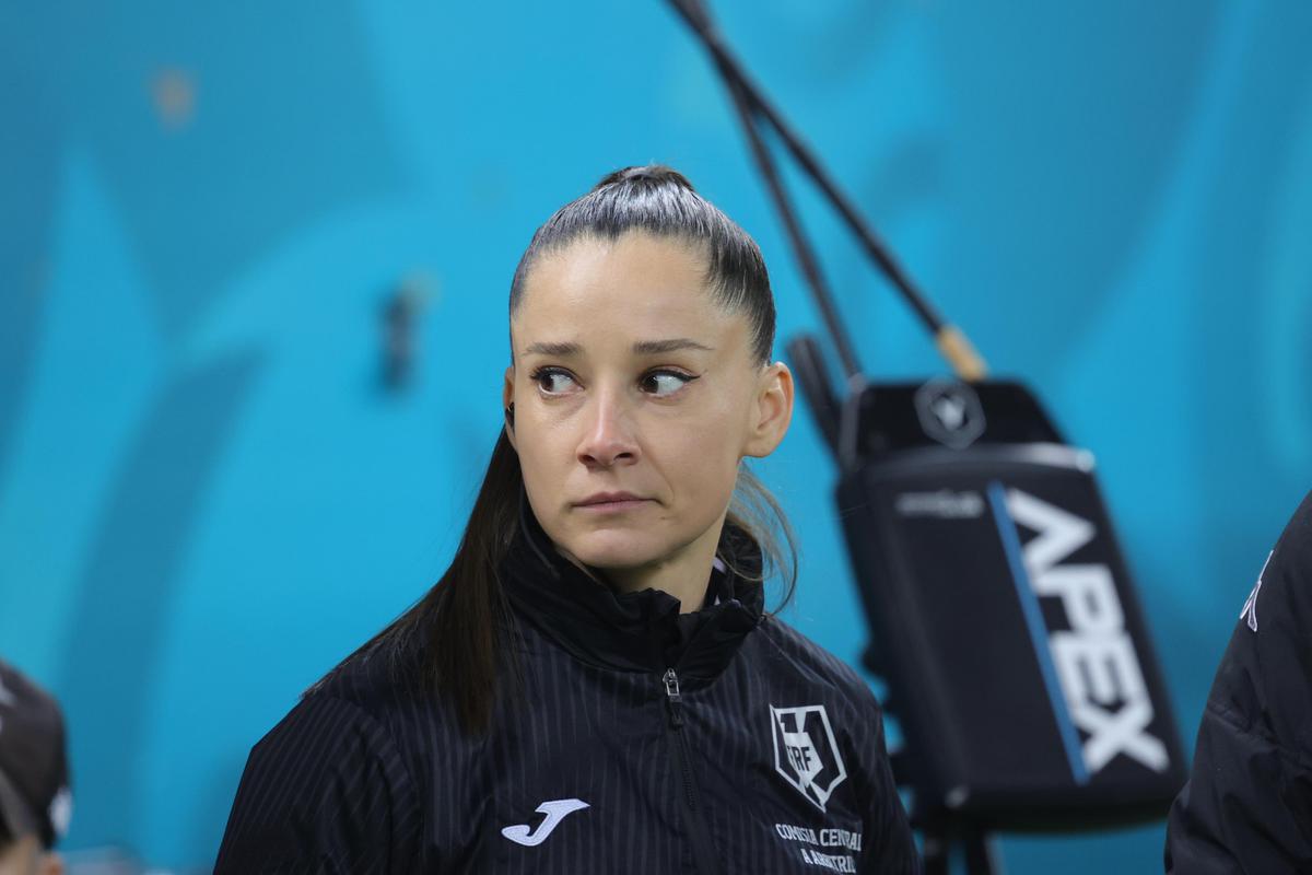 Iuliana Demetrescu în Rapid - Dinamo